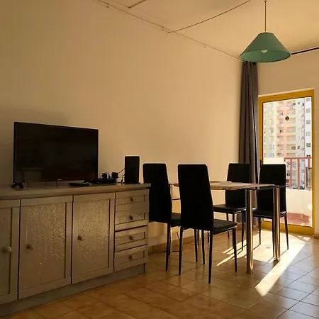 Clube Da Rocha Ii Lägenhet